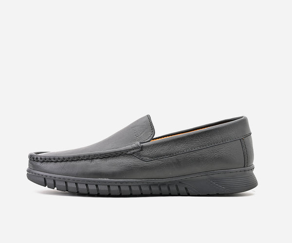 MOCASSIN EN CUIR NOIR – OP24