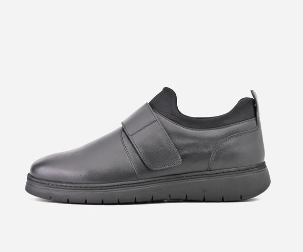 Chaussure en cuir noir derbies scratch – op44